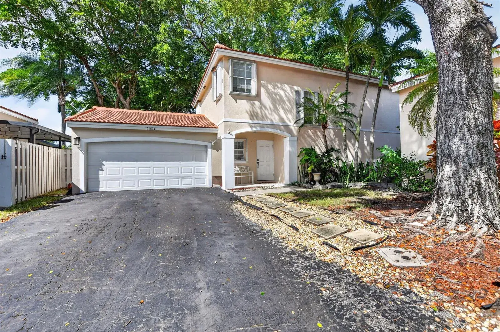 3 bedroom 2 bath Residential for sale at 6161 NW 44TH Terrace, Coconut Creek FL 33073