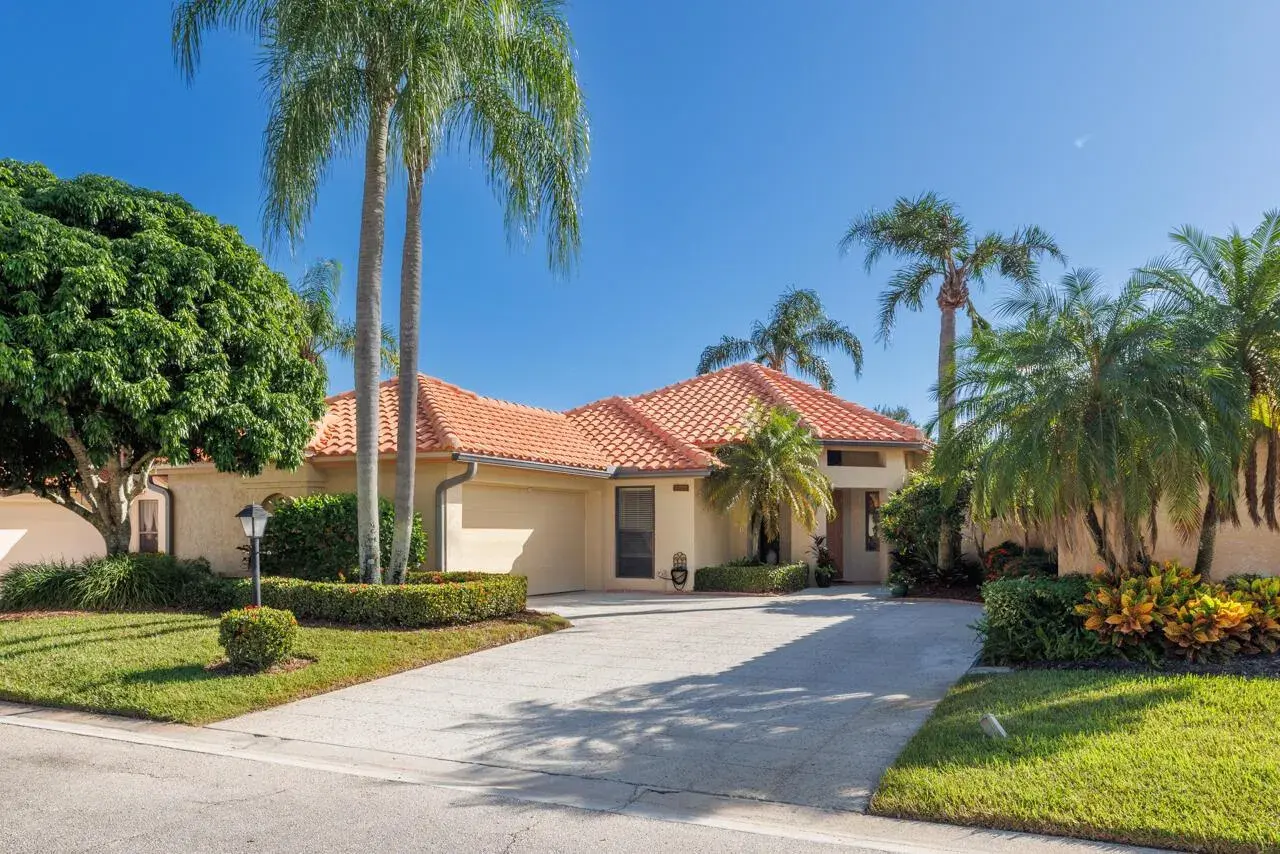 3 bedroom 2 bath Residential for sale at 2729 SW Mariposa Circle, Palm City FL 34990
