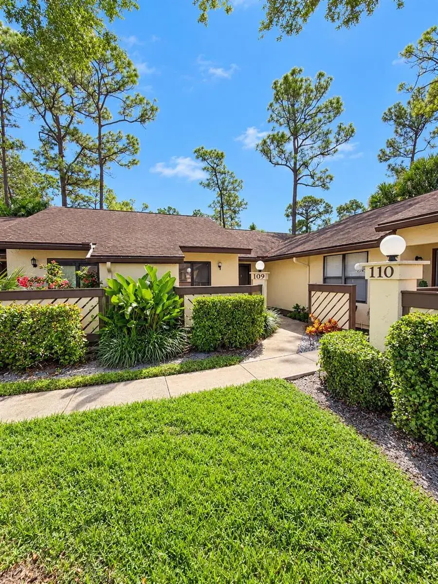 2 bedroom 2 bath Residential for sale at 109 Roselle Court, Royal Palm Beach FL 33411