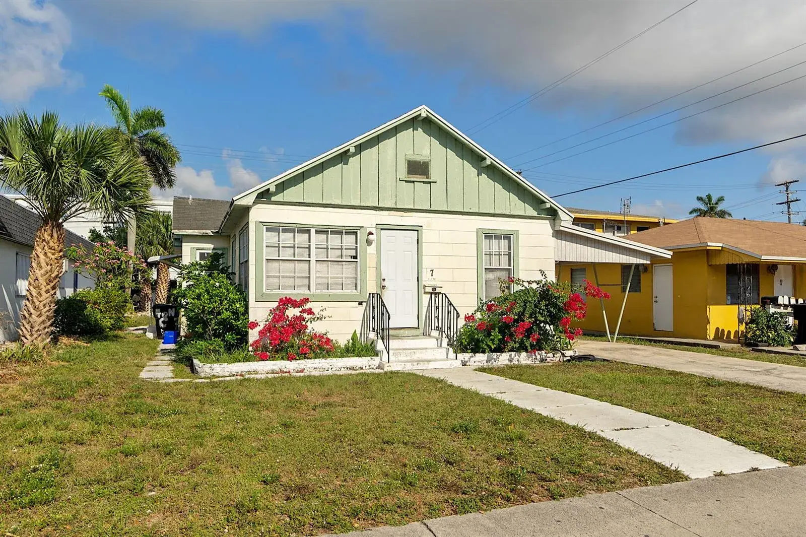 7 N C Street, FL 33460