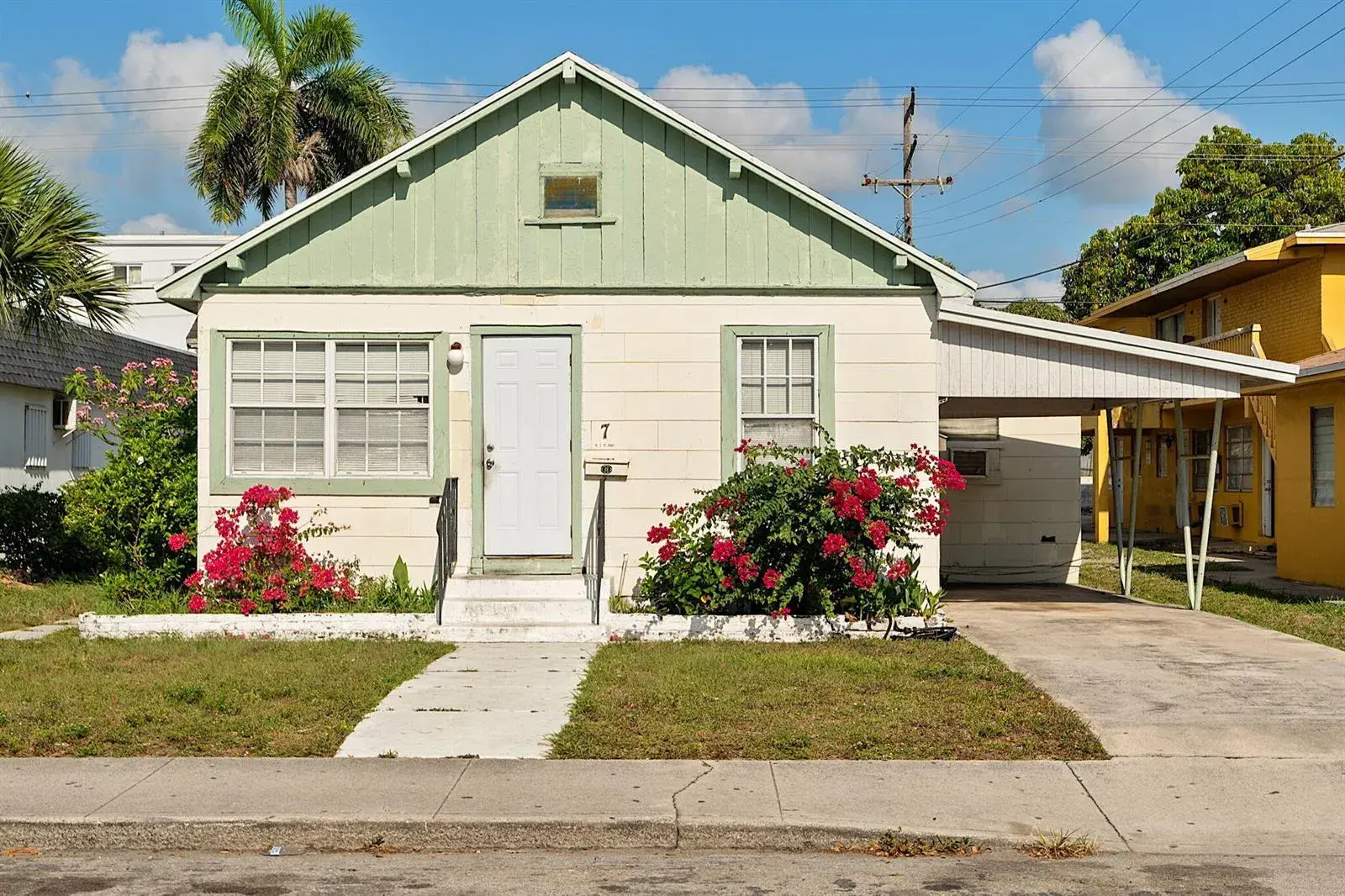 7 N C Street, FL 33460