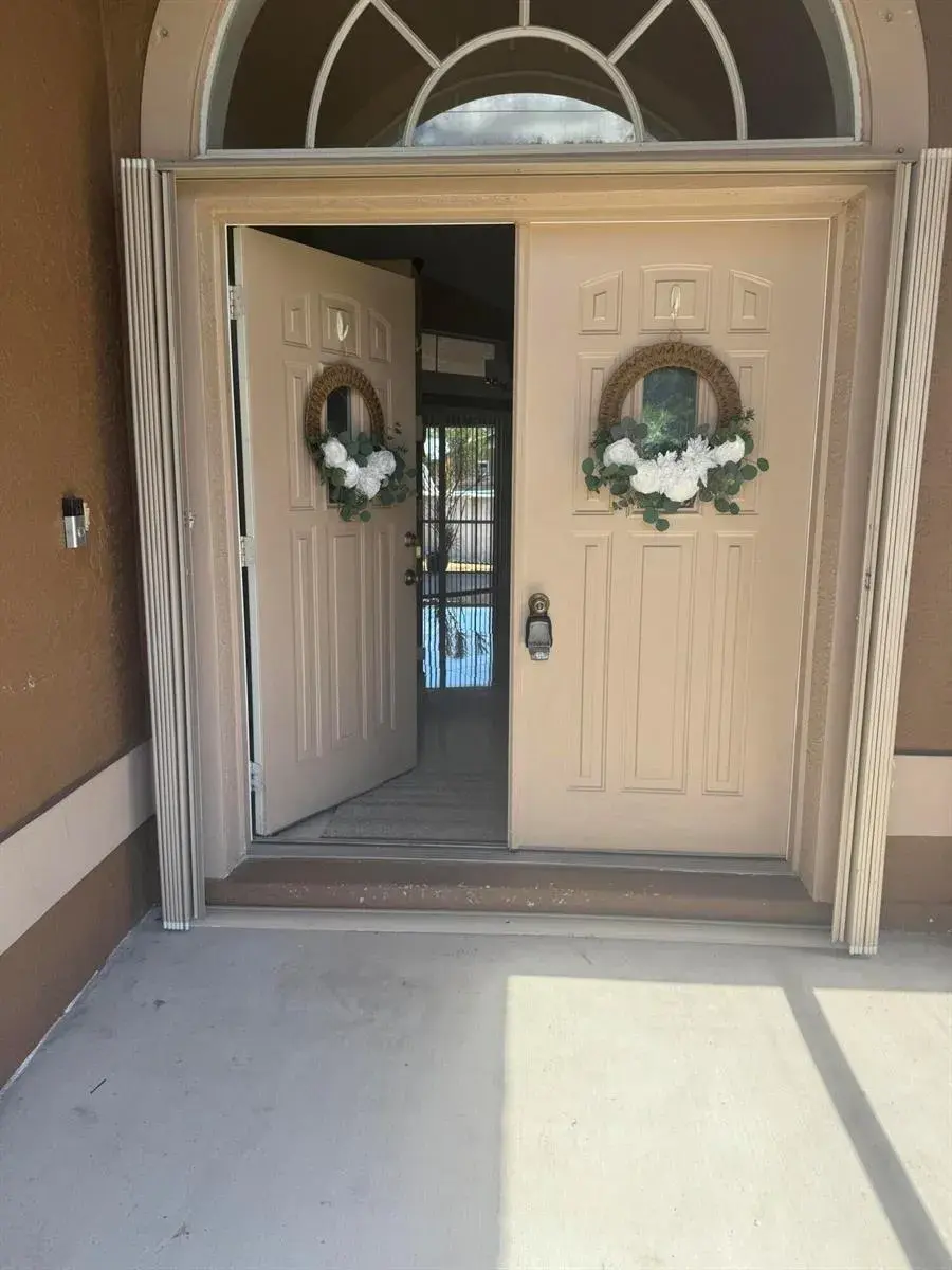 591 NW GRENADA Street, Port St. Lucie FL 34983