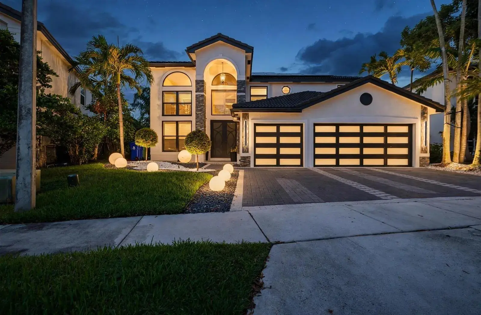 6 bedroom 4 bath Residential for sale at 3591 SW 177TH Avenue, Miramar FL 33029