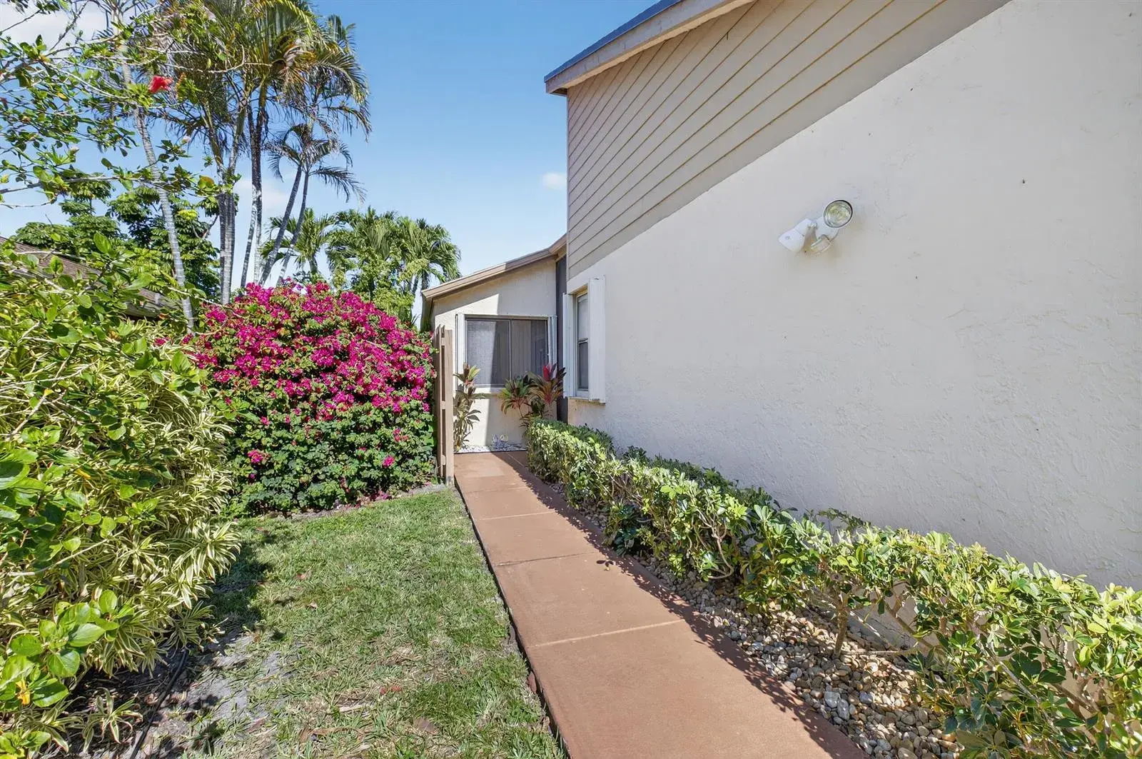2601 NW 15TH Street, Delray Beach FL 33445