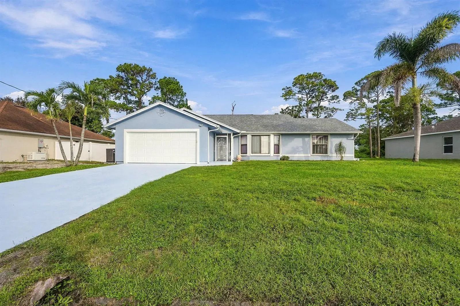 3 bedroom 2 bath Residential for sale at 215 SE Voltair Terrace, Port St. Lucie FL 34983