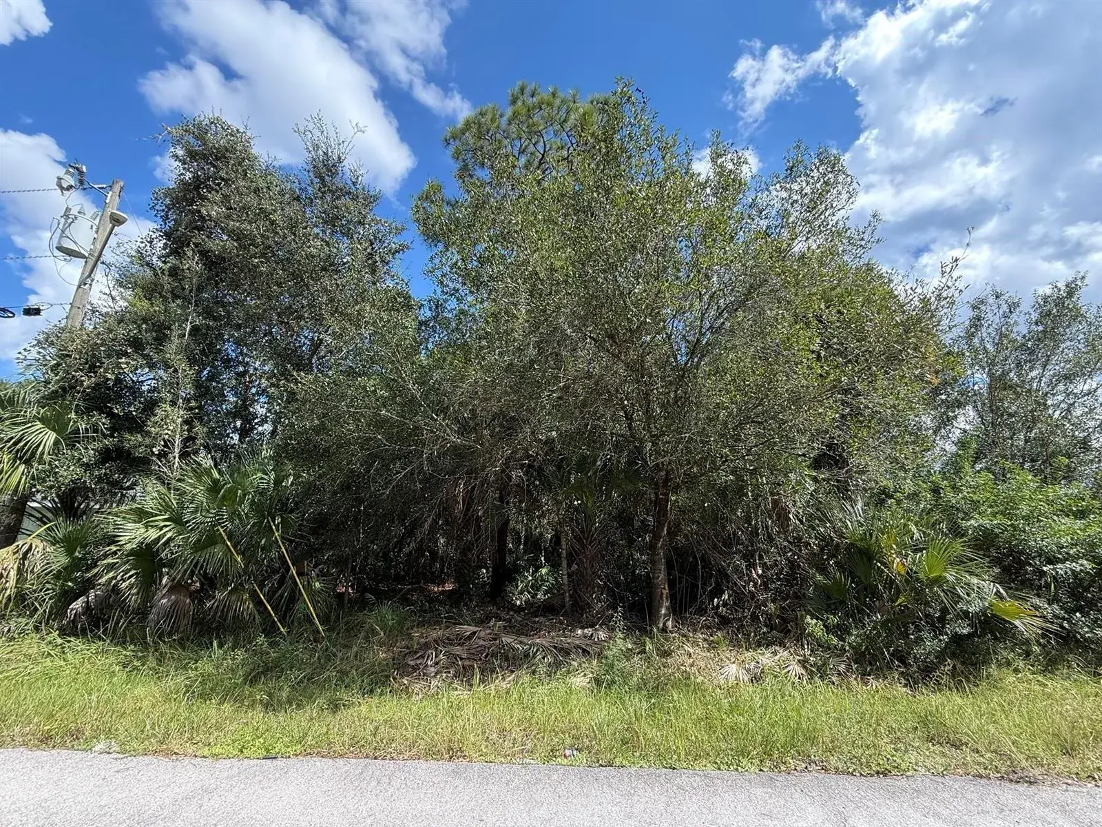 6000 VERA Avenue N, Lehigh Acres FL 33971