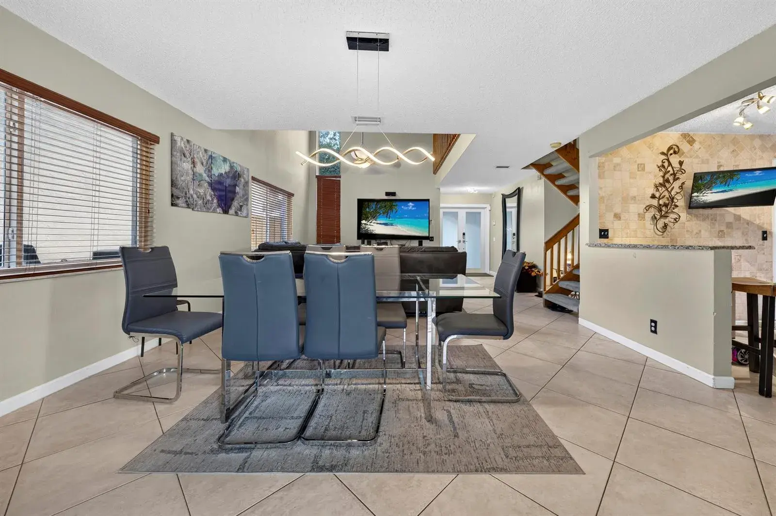 9871 NW 5TH Place, Plantation FL 33324