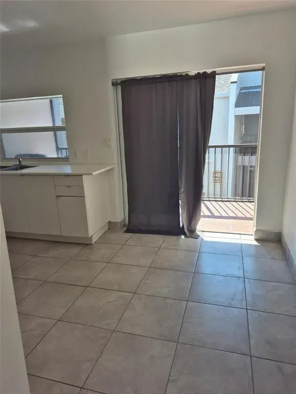 4429 TREEHOUSE Lane # F, Tamarac FL 33319