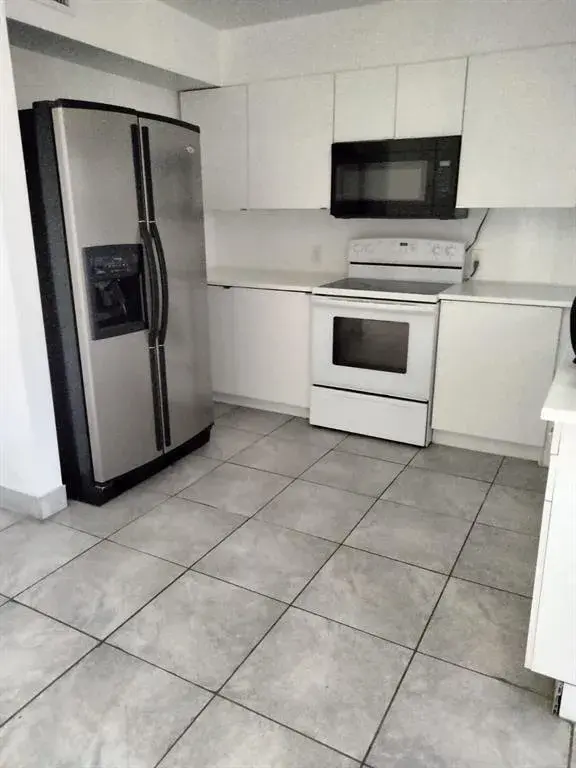 4429 TREEHOUSE Lane # F, Tamarac FL 33319