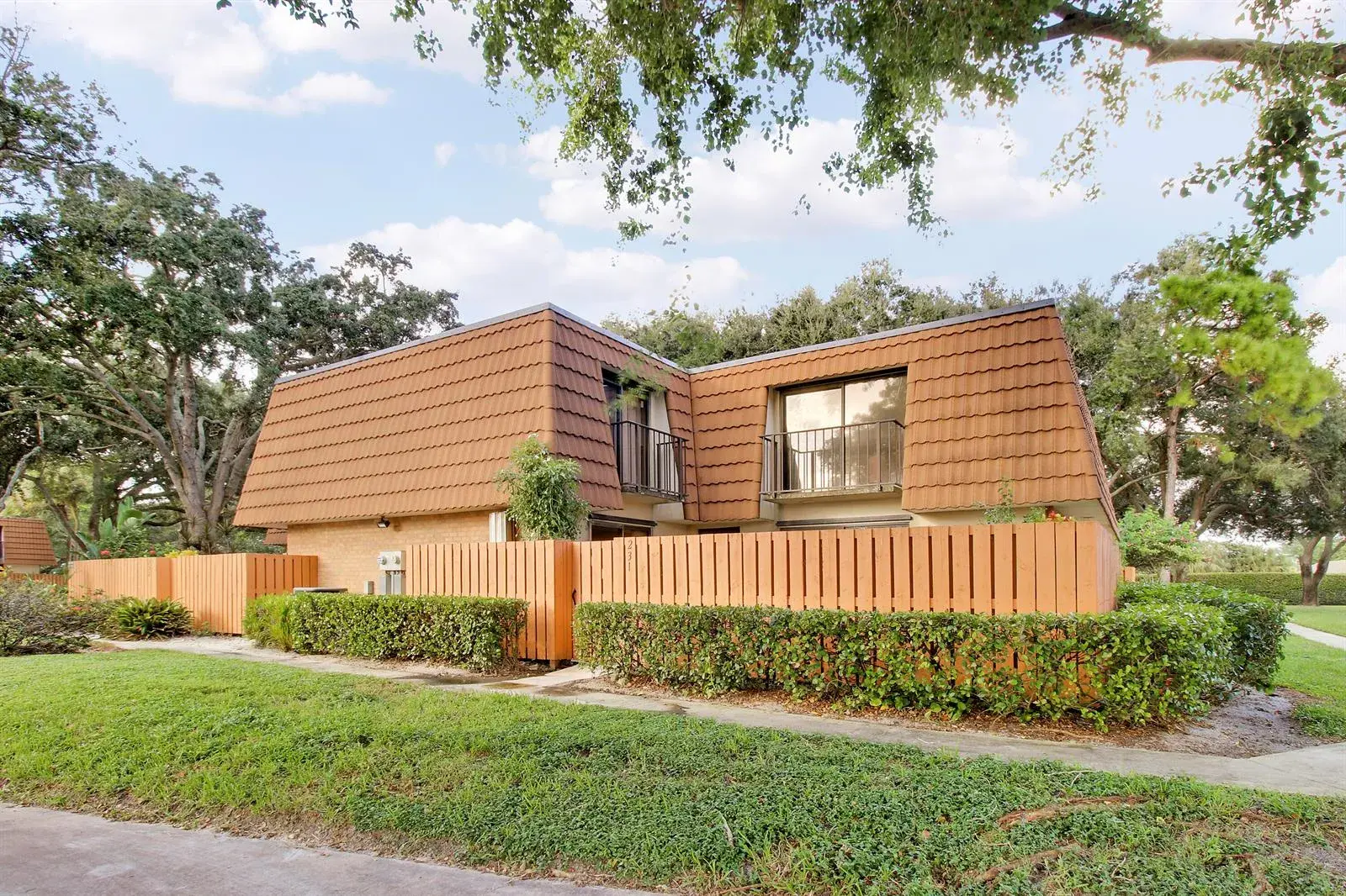 2 bedroom 2 bath Residential for sale at 231 CHARTER Way, West Palm Beach FL 33407