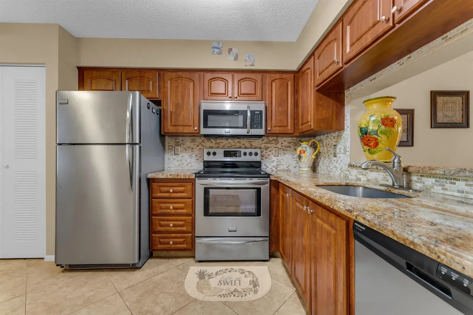 7340 AMBERLY Lane # 210, Delray Beach FL 33446