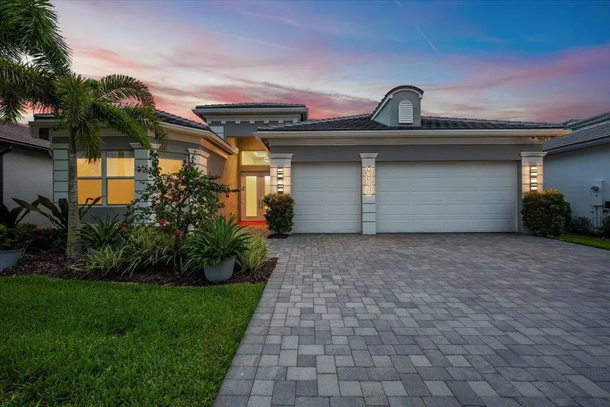 3 bedroom 3 bath Residential for sale at 9858 Pecorino Isle, Boynton Beach FL 33473