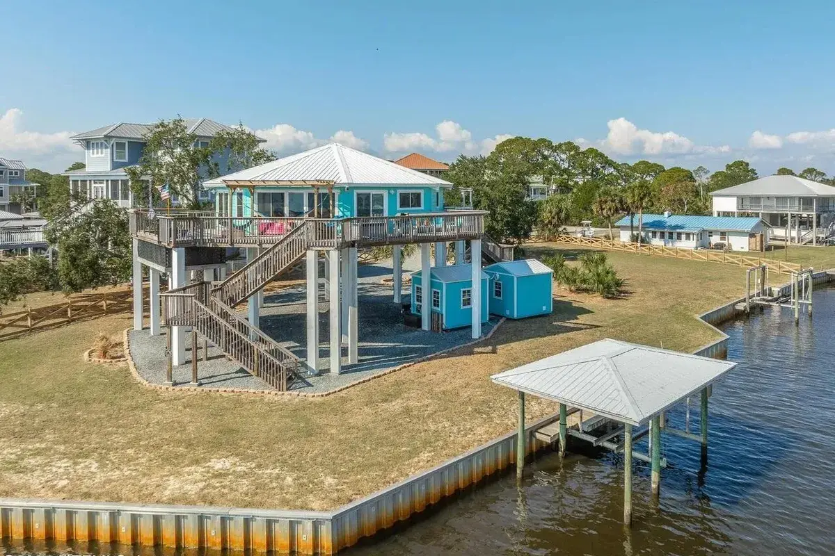 47 BLUE CRAB Lane, FL 32346