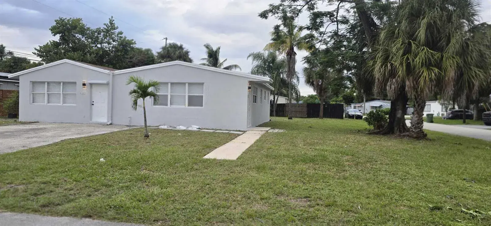 4 bedroom 2 bath Residential for sale at 6103 SW 2ND Street, Margate FL 33068