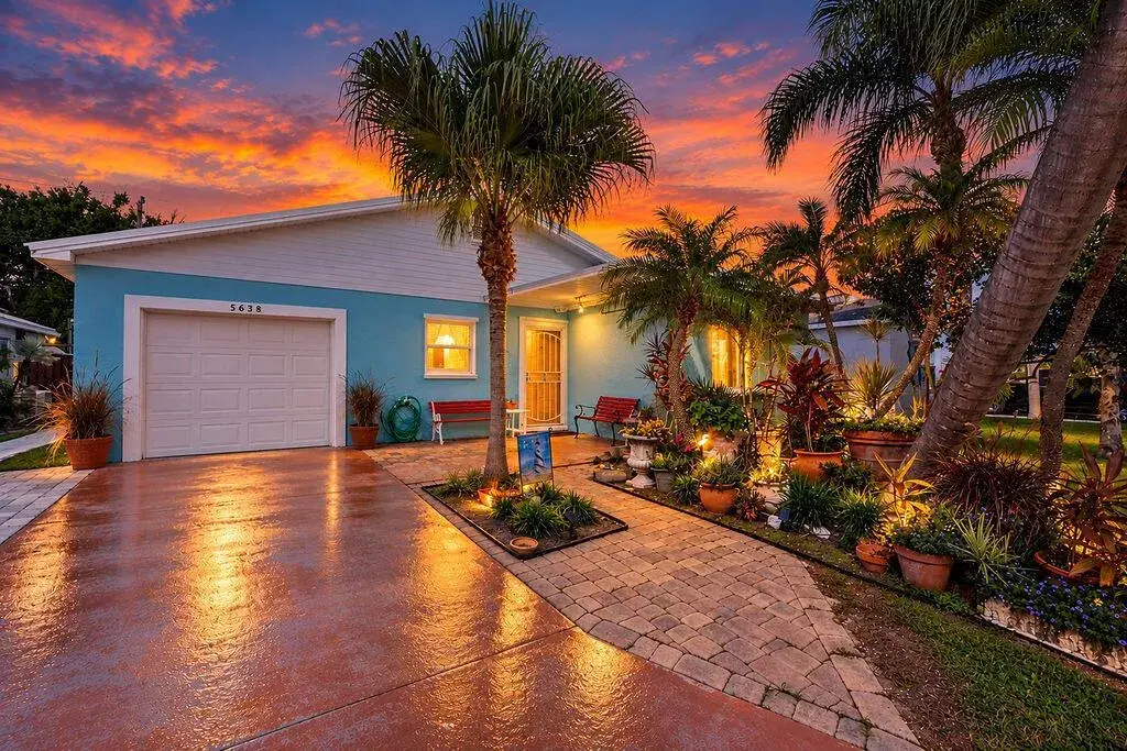 3 bedroom 2 bath Residential for sale at 5638 SE MITZI Lane, Stuart FL 34997
