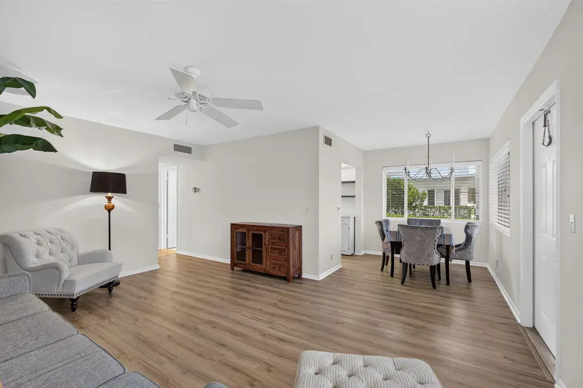 3280 Lake Osborne Drive # 105, FL 33461