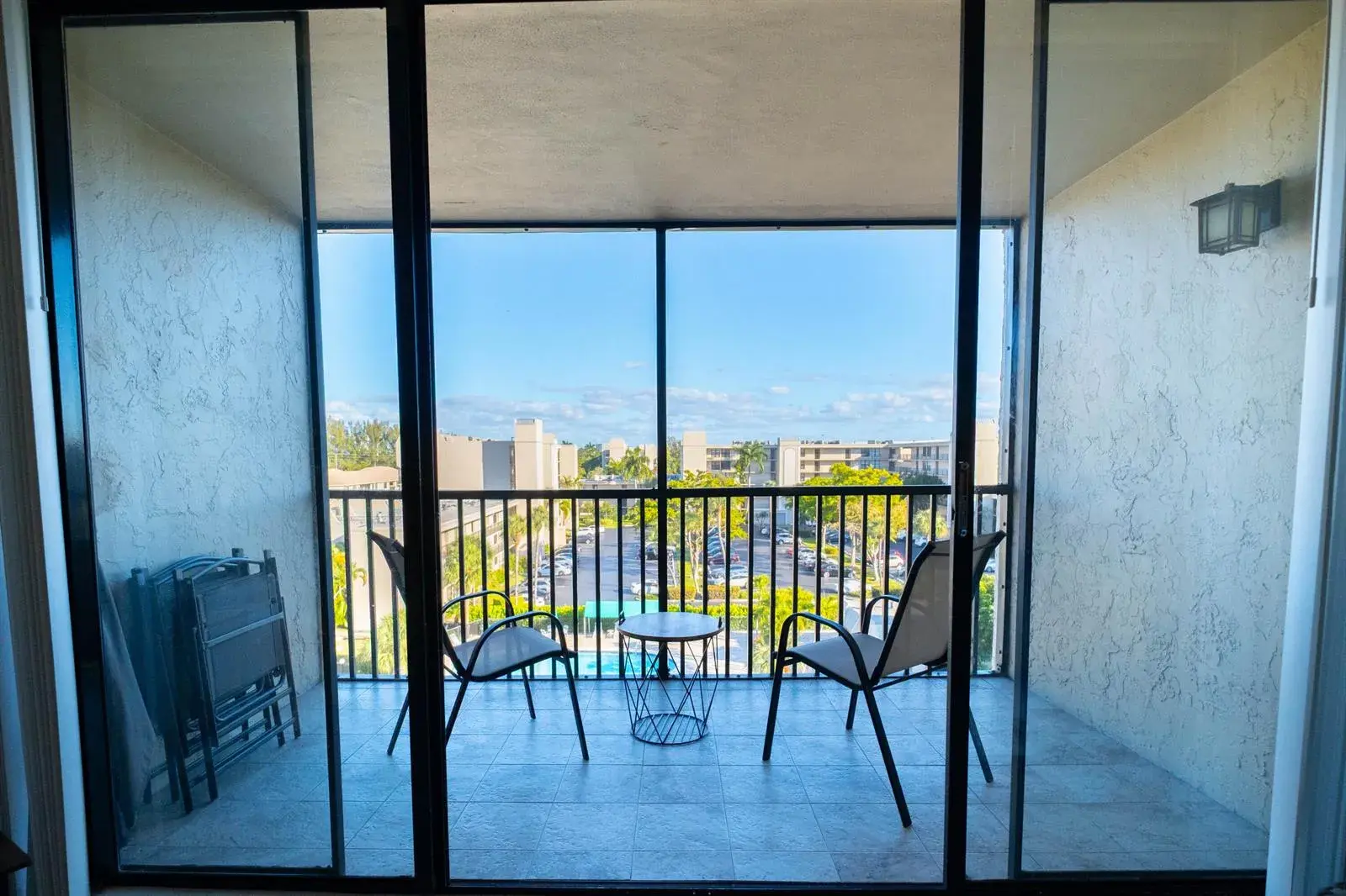 4 ROYAL PALM Way # 6050, Boca Raton FL 33432