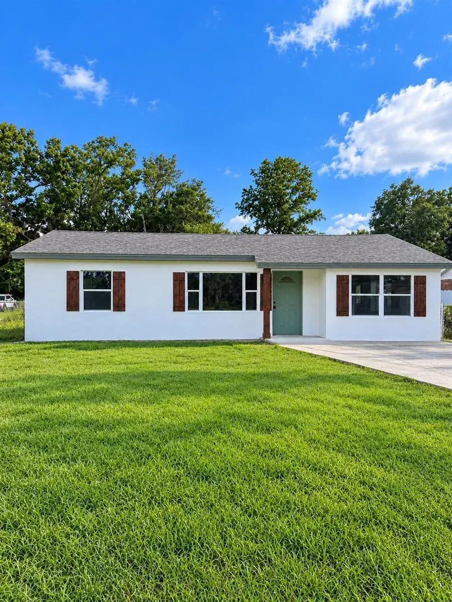 3 bedroom 2 bath Residential for sale at 217 Tarawa Street, Lakeland FL 33805