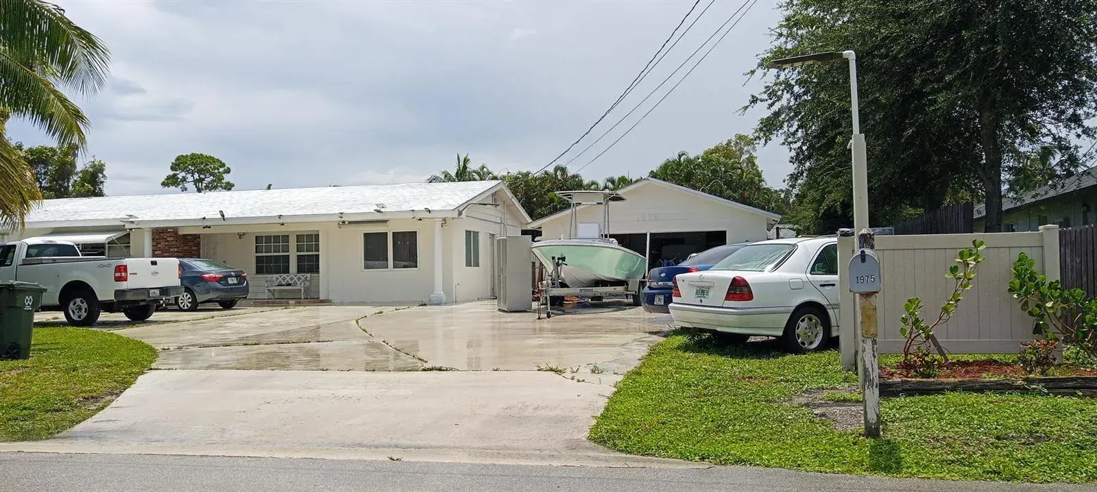 7 bedroom 4 bath Residential for sale at 1975 Palm Acres Drive, Palm Springs FL 33406