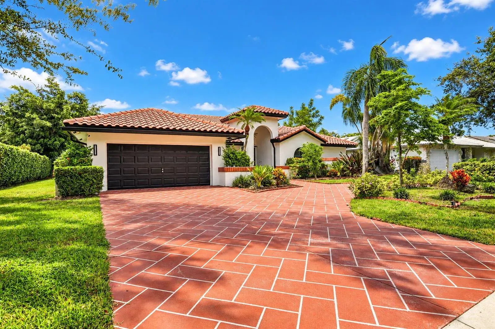 8839 NW 49th Drive, Coral Springs FL 33067