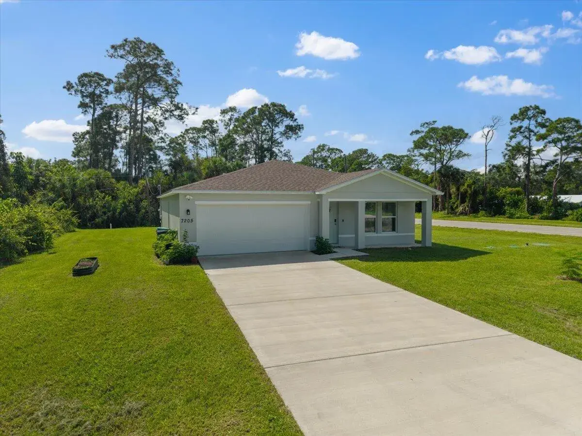 7205 Salerno Road, Fort Pierce FL 34951