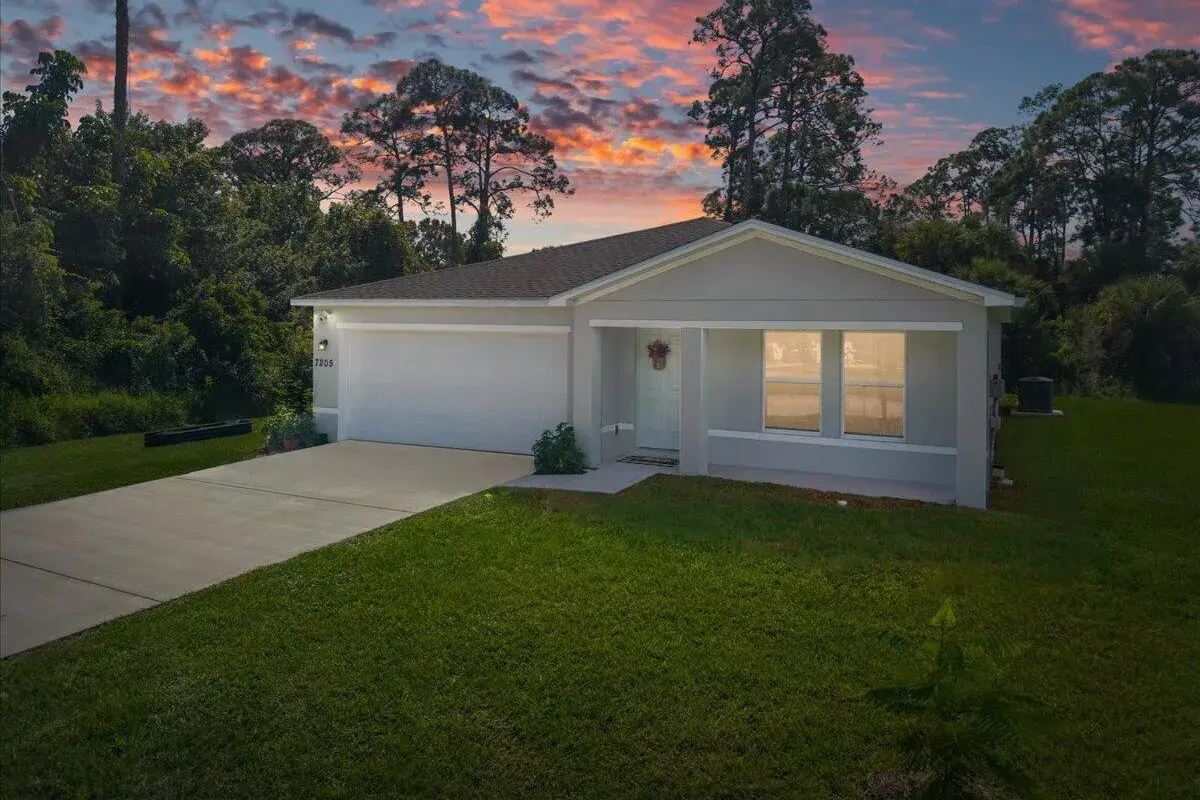 7205 Salerno Road, Fort Pierce FL 34951