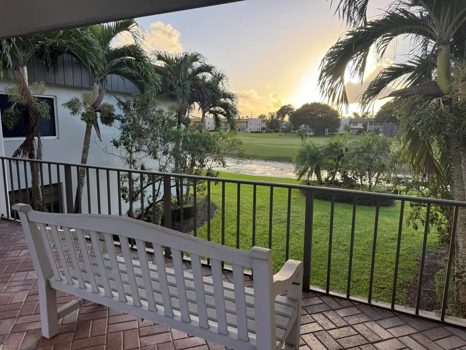 1 bedroom 1 bath for sale at 466 PIEDMONT J, Delray Beach FL 33484
