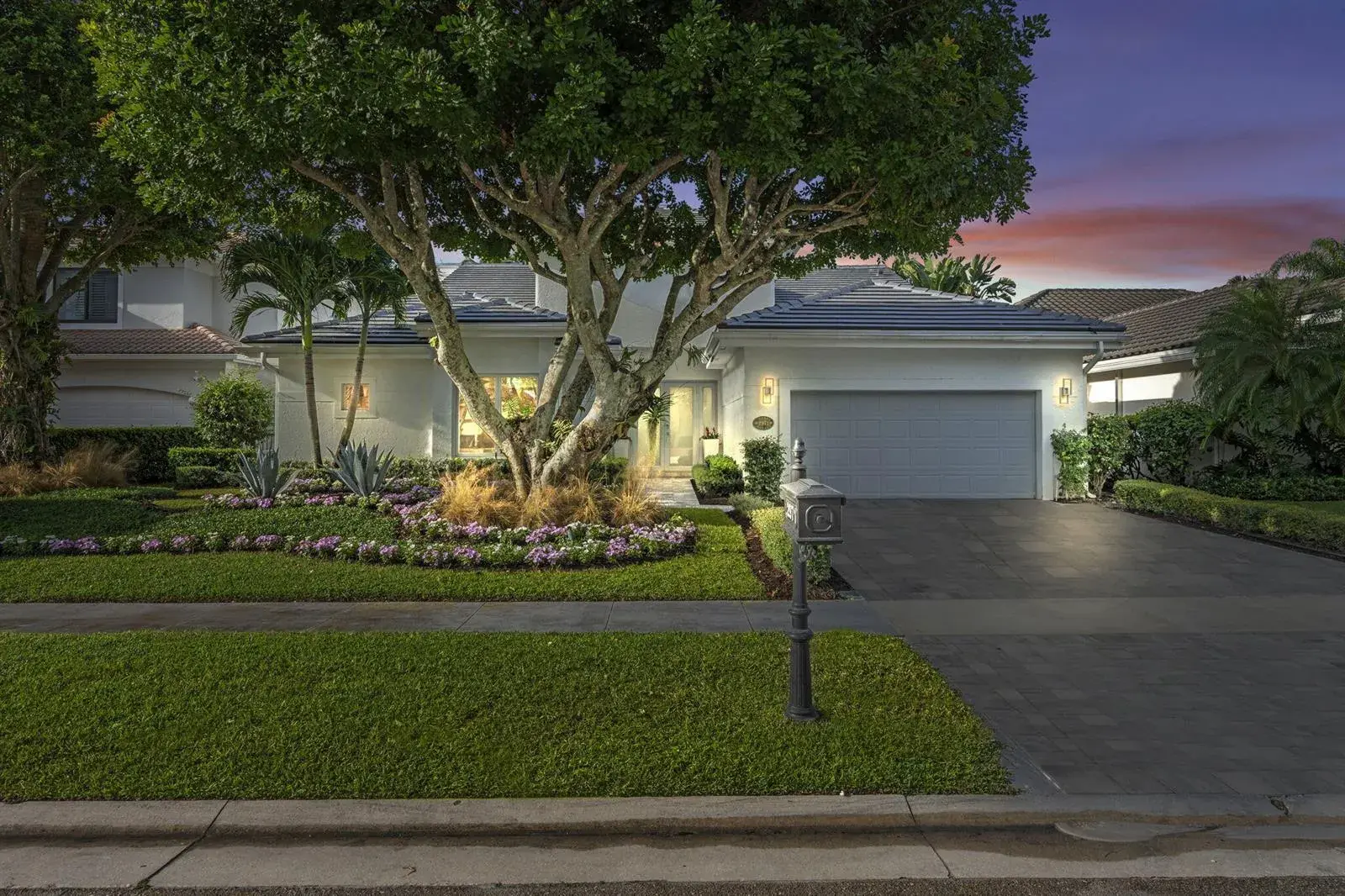 3 bedroom 4 bath Residential for sale at 2971 Bent Cypress Road, Wellington FL 33414