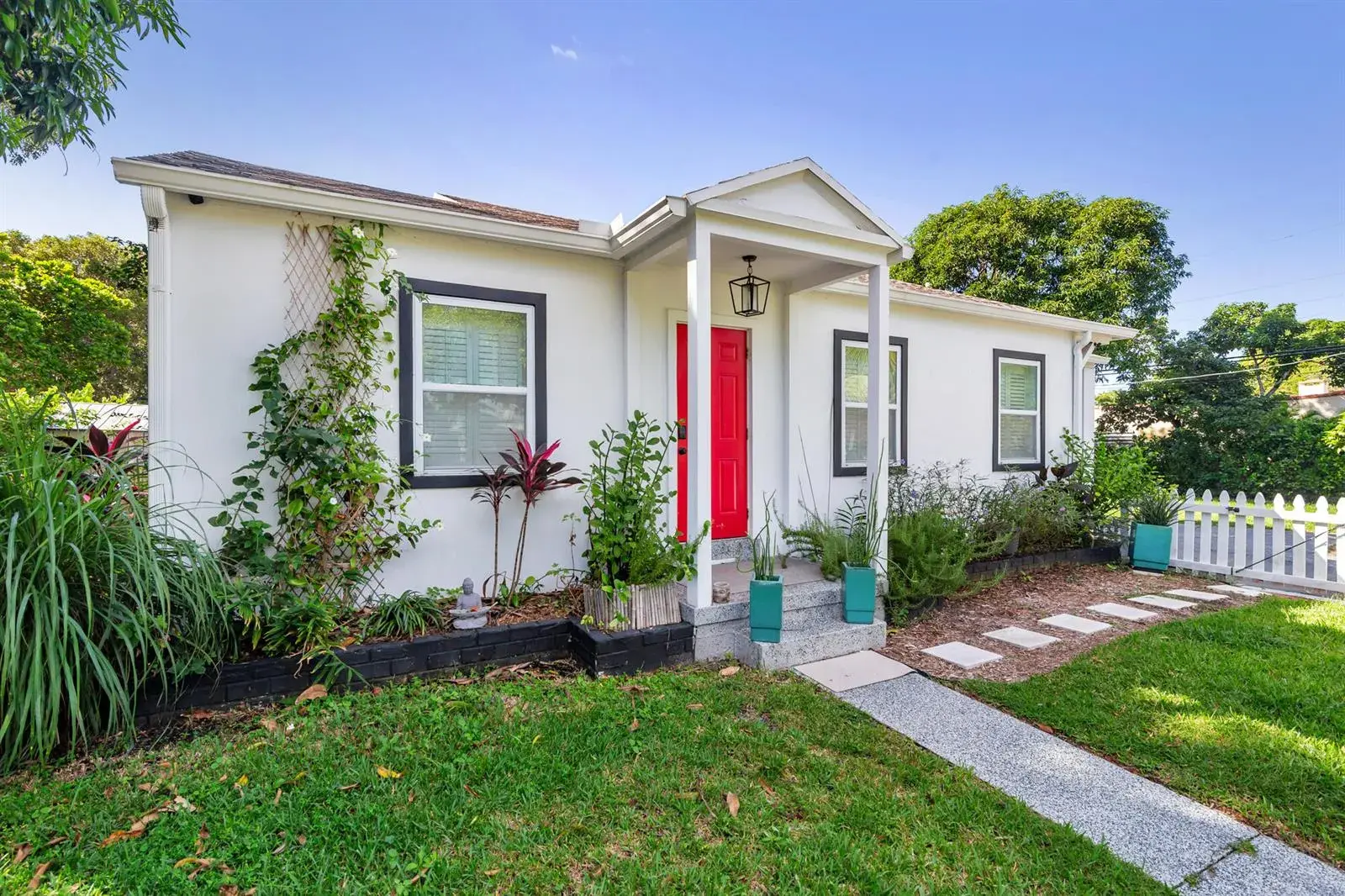 5801 GARDEN Avenue, West Palm Beach FL 33405