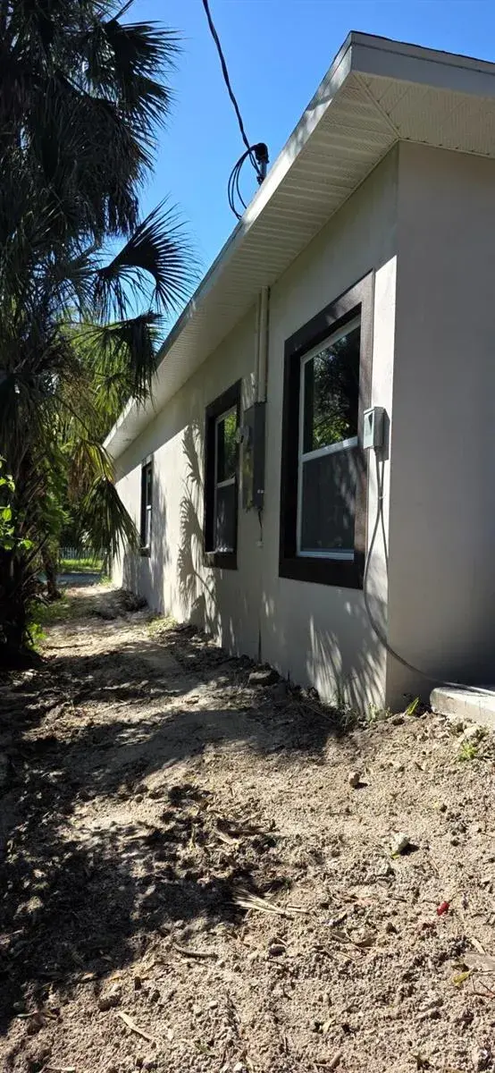 1705 45TH Avenue, Vero Beach FL 32966
