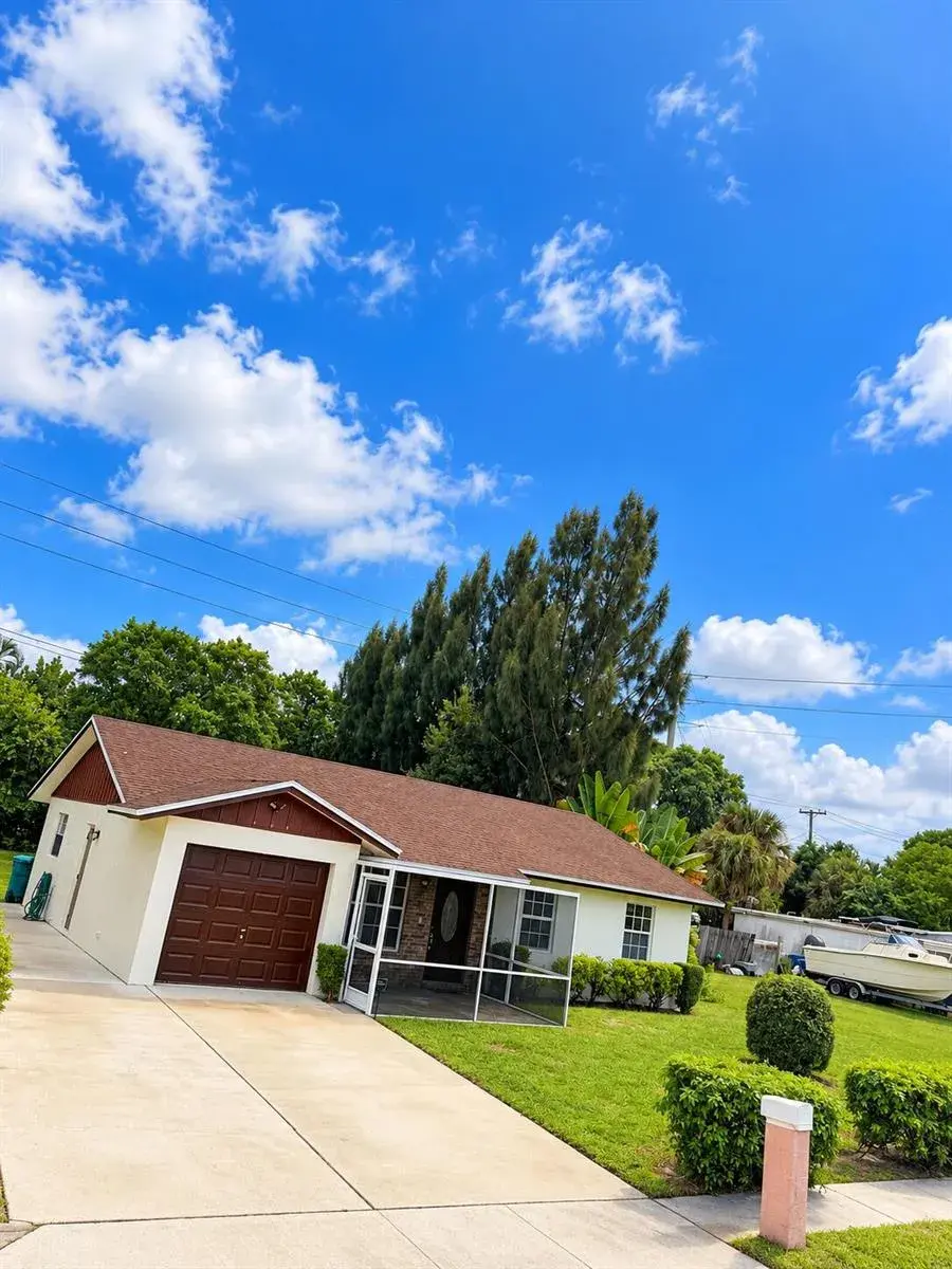 4 bedroom 2 bath Residential for sale at 436 NW 7th Street, Boynton Beach FL 33426