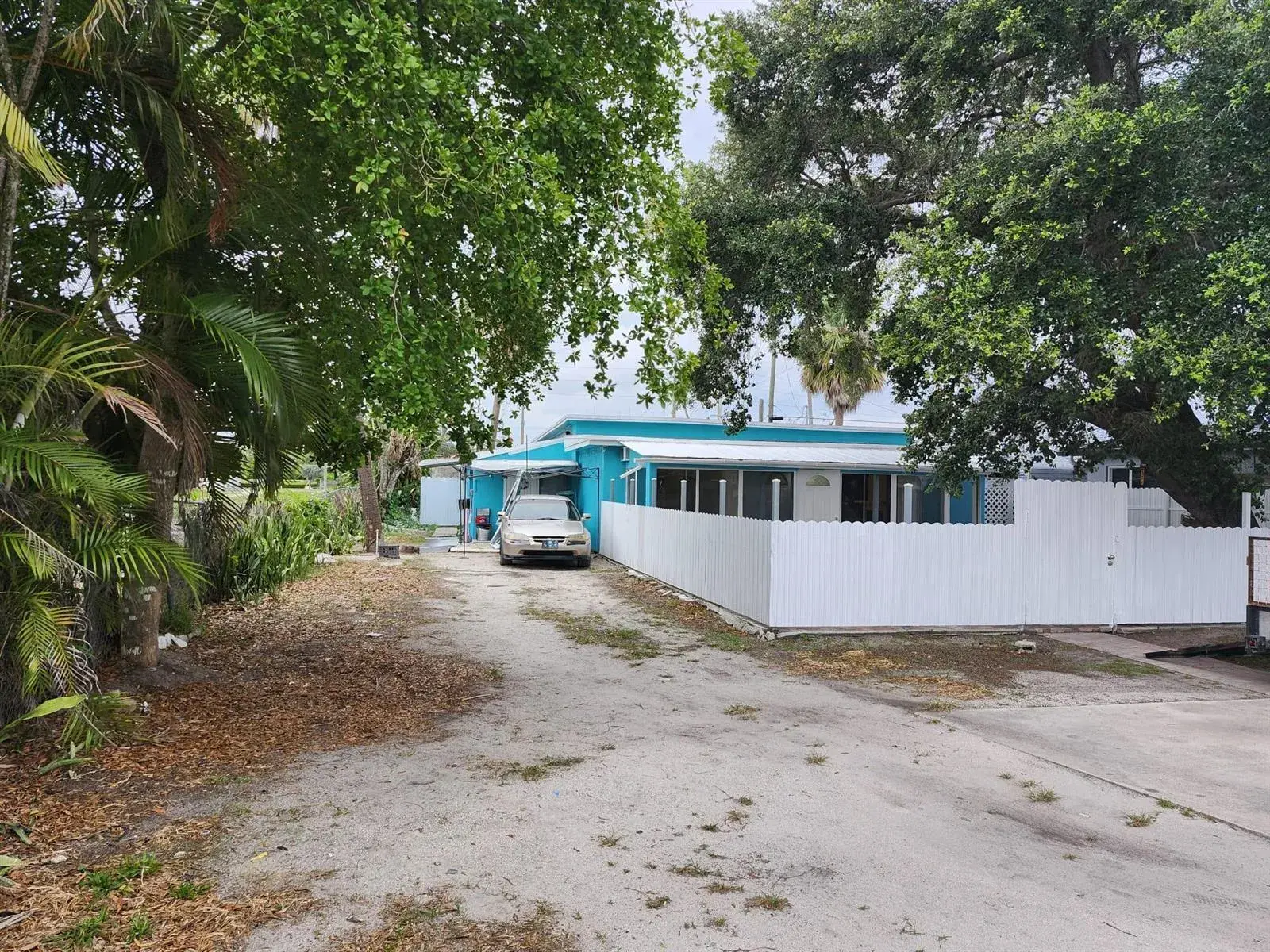 5 bedroom 3 bath Residential for sale at 119 S PRICE Street S, Lake Worth FL 33461