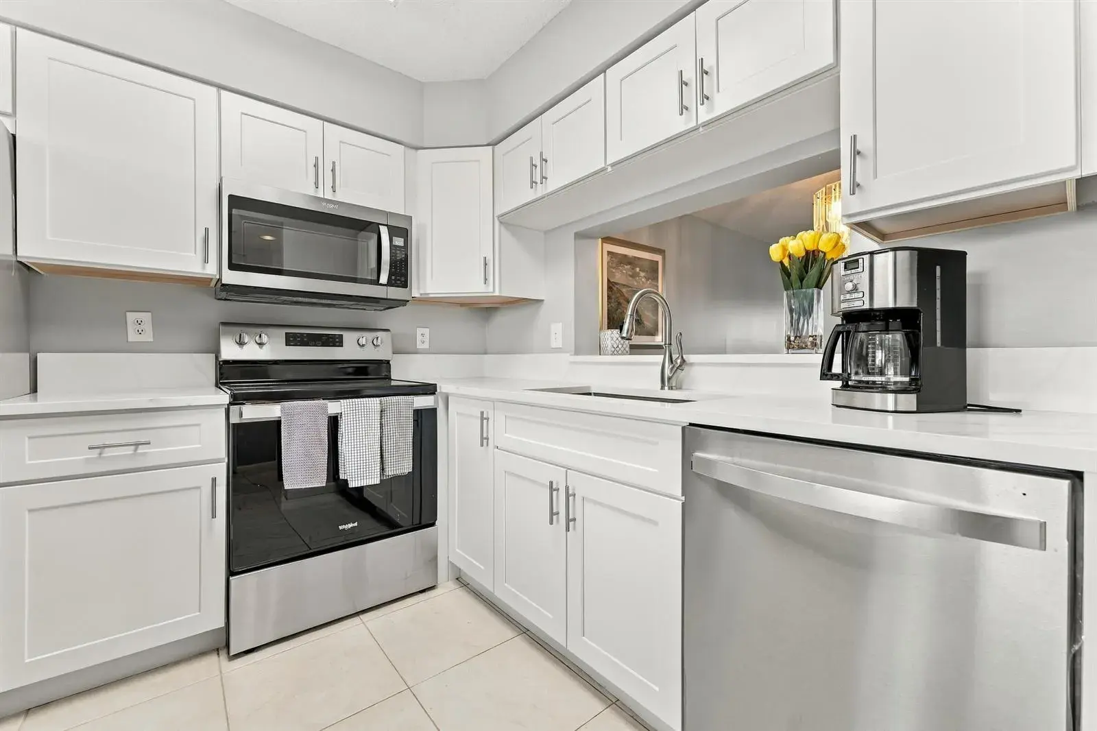 2 bedroom 2 bath Residential for sale at 7280 AMBERLY Lane # 402, Delray Beach FL 33446