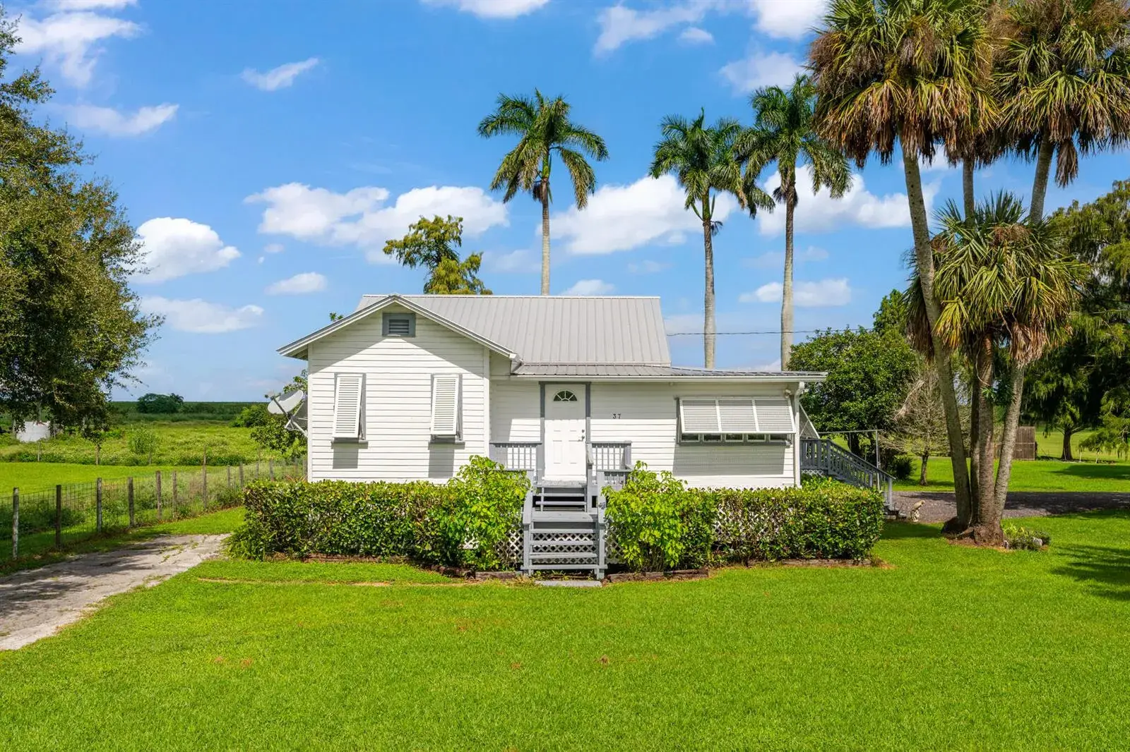 37 E CORKSCREW Boulevard, Clewiston FL 33440