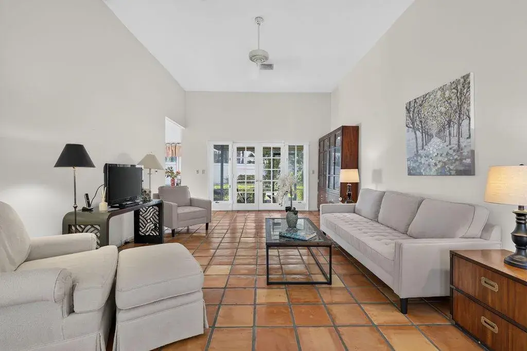 2 bedroom 2 bath Residential for sale at 5361 SE Merion Way, Stuart FL 34997