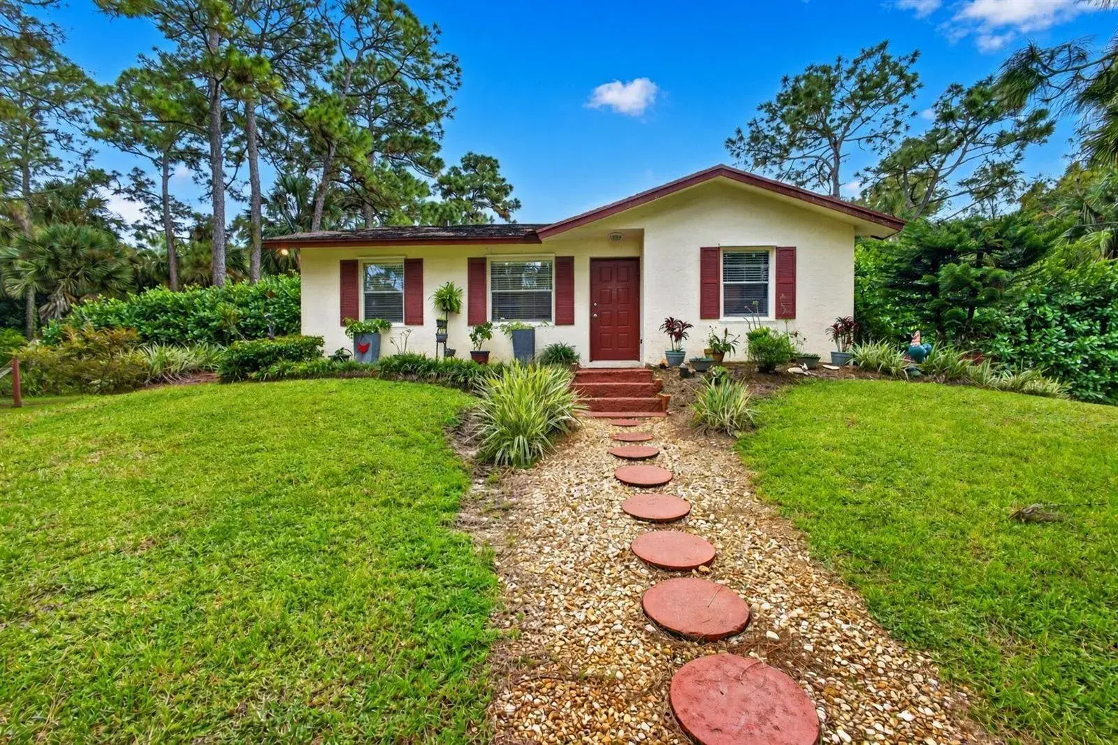 3 bedroom 2 bath Residential for sale at 9242 166TH Way N, FL 33478