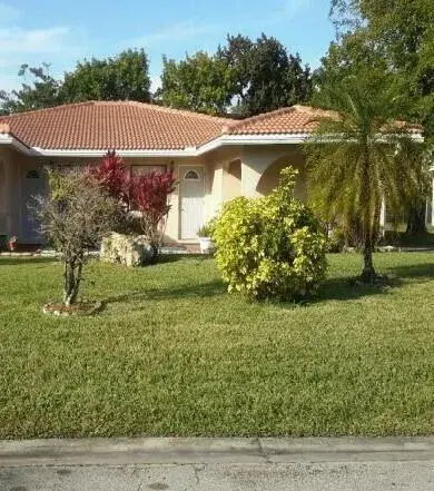 3 bedroom 2 bath Residential for sale at 8283 NW 39th Street, Coral Springs FL 33065