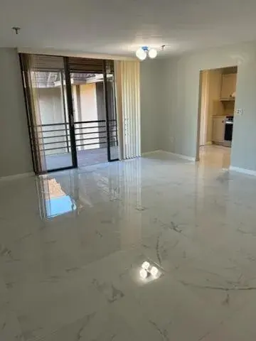 1 bedroom 1 bath Residential for sale at 661 NE 195TH Street # 314, Miami FL 33179