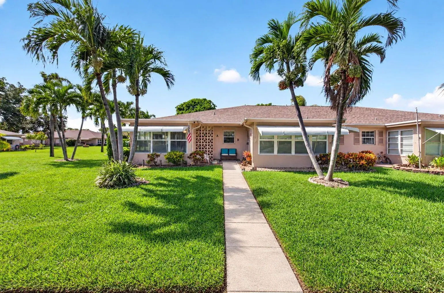 1260 Club Drive W # A, Delray Beach FL 33445