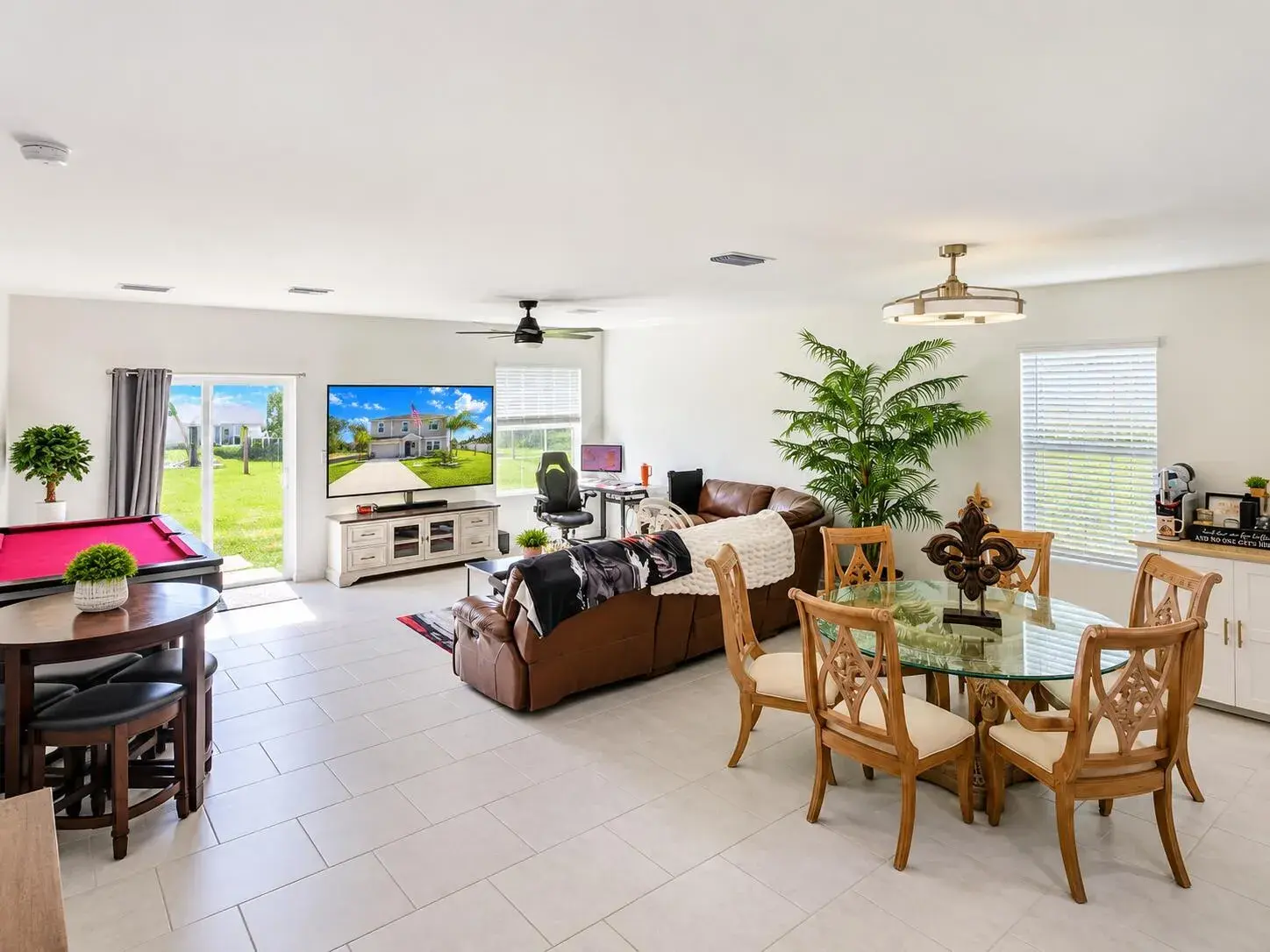 358 MARTINEAU Circle, Lehigh Acres FL 33936
