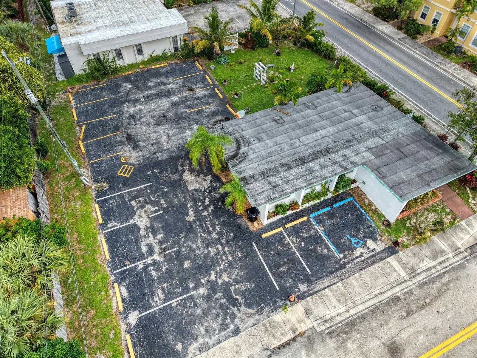 1601 N FEDERAL Highway, FL 33460