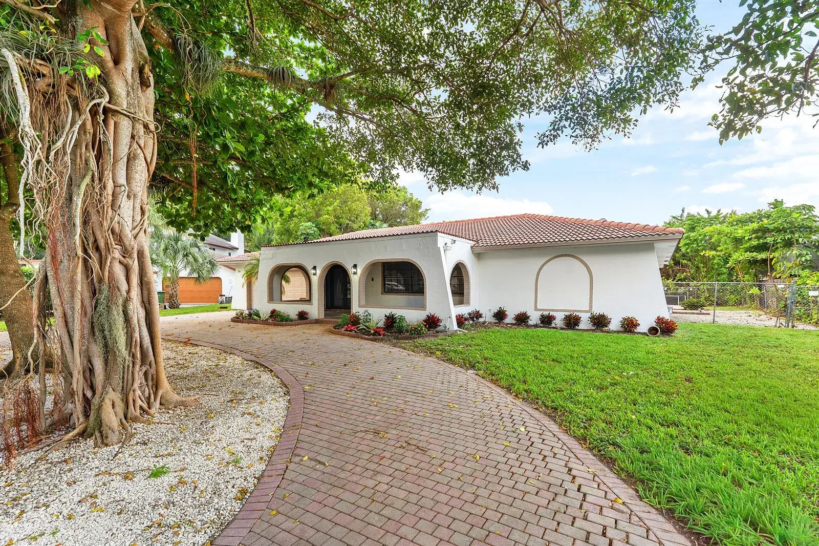 80 W PALM Drive, Margate FL 33063