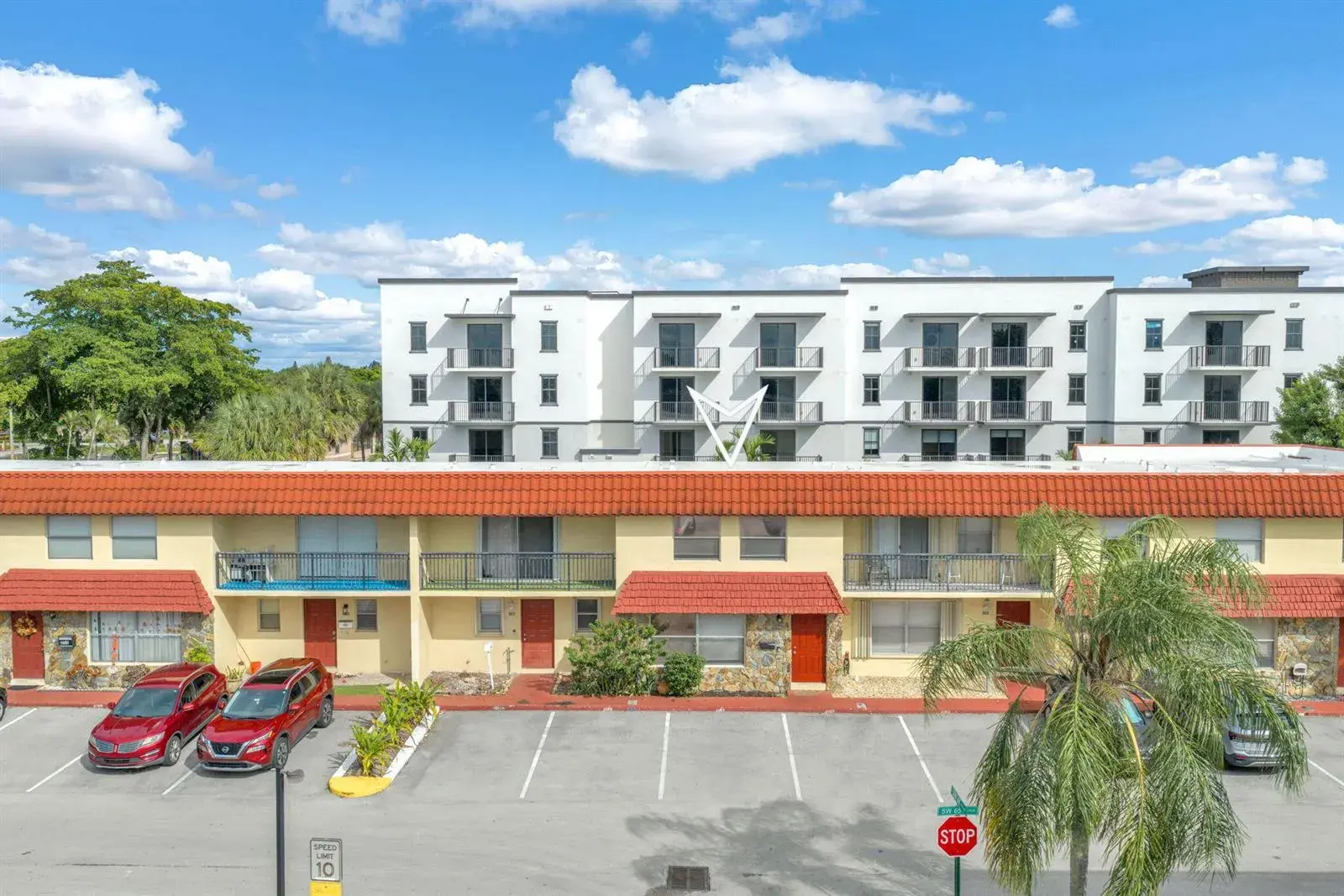 3 bedroom 2 bath Residential for sale at 4162 SW 65th Avenue # 84, Davie FL 33314