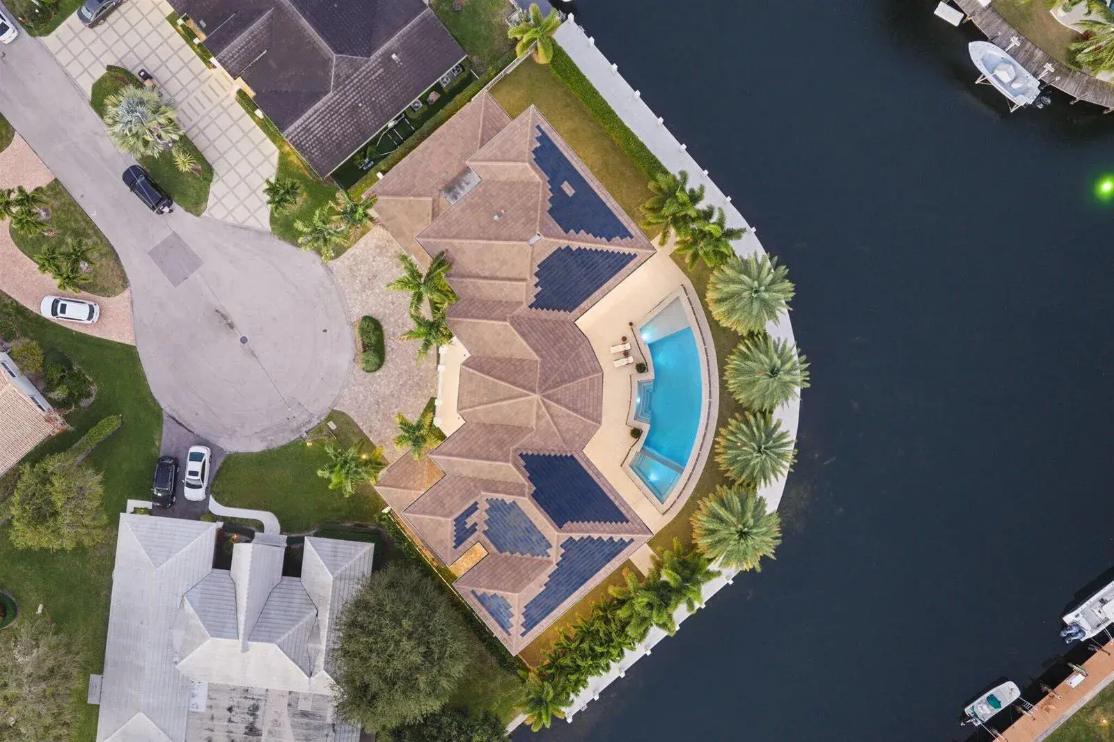 3700 NE 24TH Avenue, Lighthouse Point FL 33064