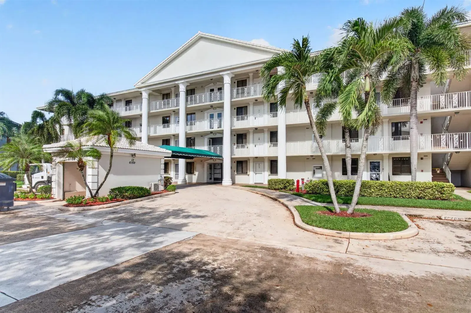 2 bedroom 2 bath Residential for sale at 6169 Balboa Circle # 103, Boca Raton FL 33433