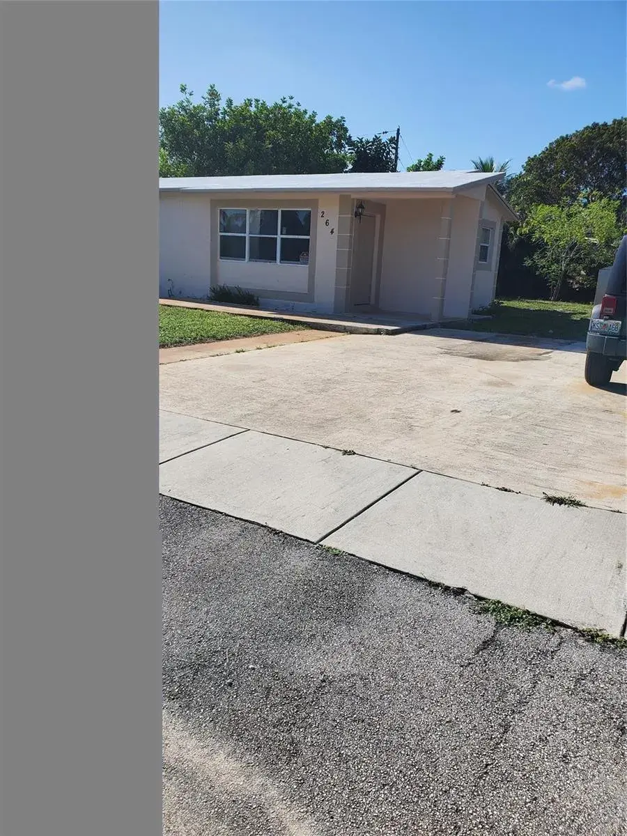 2 bedroom 1 bath Residential for sale at 264 NE 45TH Street, Deerfield Beach FL 33064