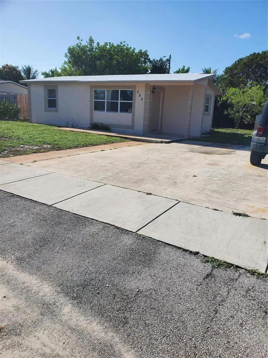 264 NE 45TH Street, Deerfield Beach FL 33064