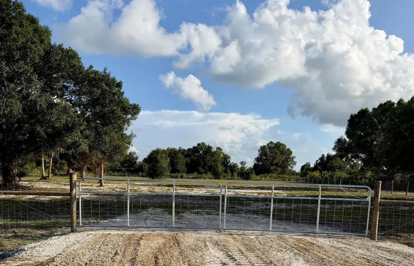 for sale at 18516 NW 262ND Street, Okeechobee FL 34972