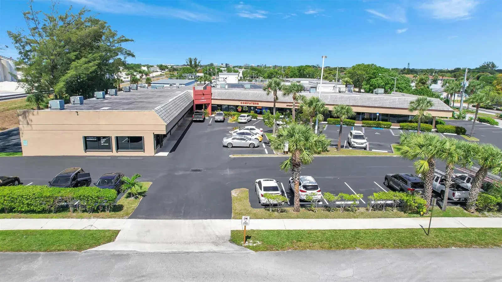1001 W JASMINE Drive # M, Lake Park FL 33403