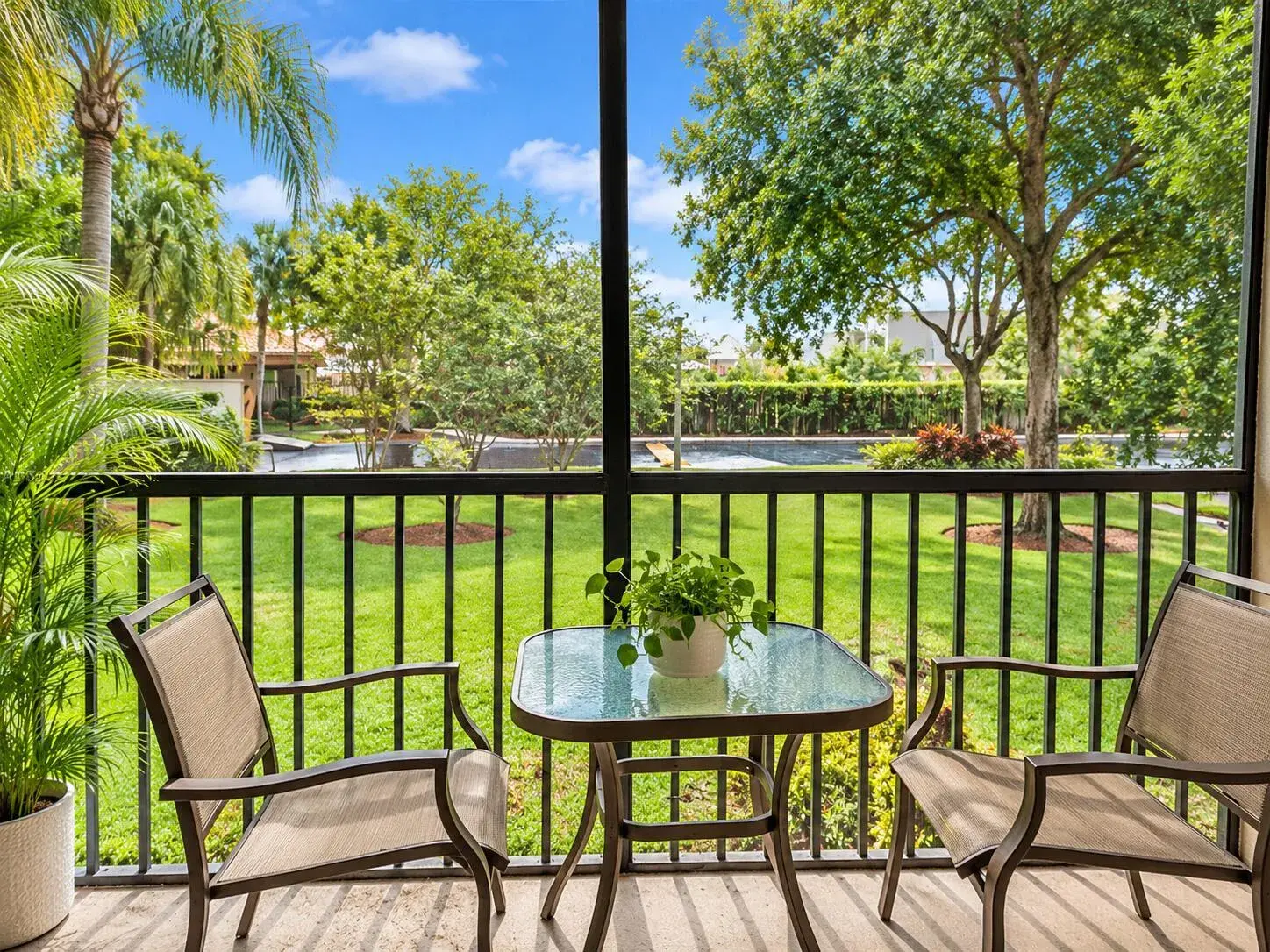 2 bedroom 2 bath Residential for sale at 15805 W WATERSIDE Circle # 205, Sunrise FL 33326